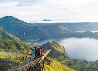 Check in hồ Toba Indonesia - hồ nước ngọt lớn nhất khu vực Đông Nam Á