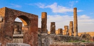 Du lịch thành phố Pompeii cổ kính một thời huy hoàng tại nước Ý